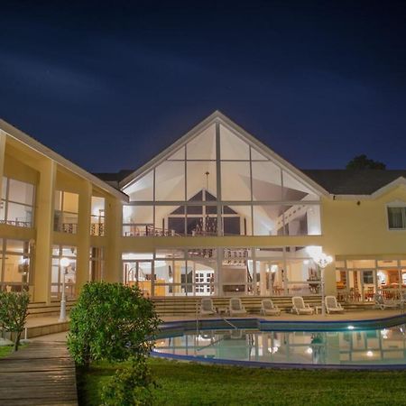 Parque Hotel Jean Clevers Punta del Este Eksteriør bilde The clubhouse at the Royal Natal Golf Club