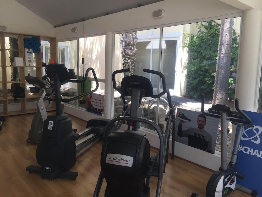 Parque Hotel Jean Clevers Punta del Este Eksteriør bilde The gym at the club