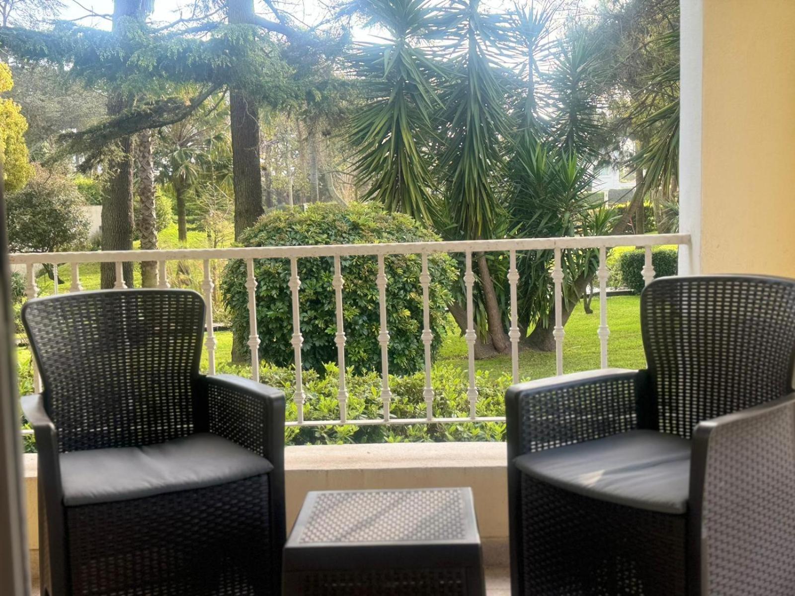 Parque Hotel Jean Clevers Punta del Este Eksteriør bilde A view of the gardens from a guest room