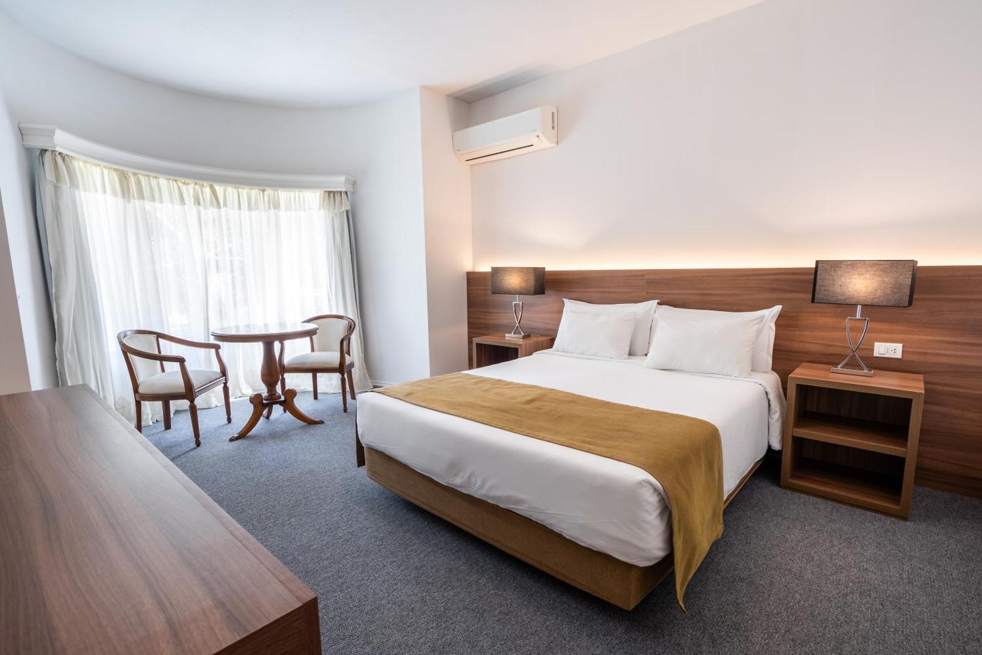 Parque Hotel Jean Clevers Punta del Este Eksteriør bilde A room at the hotel